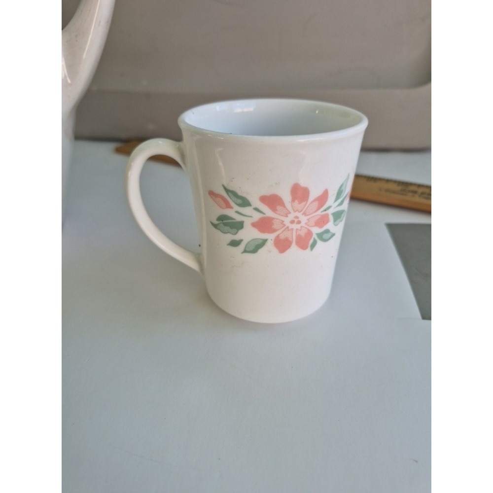 Vintage Corning USA Peach Floral Mugs Set of 6 Pink Flower Vitrelle milk Glass